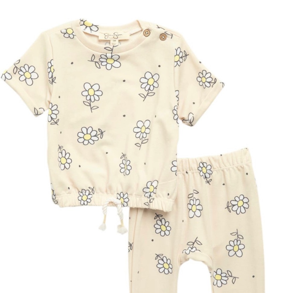 🌼 Jessica Simpson 2-Piece Jogger set NWT 🌼 - Picture 1 of 2